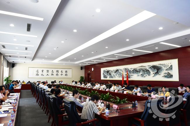 国家制造强国建设领导小组车联网产业发展专项委员会第一次全体会议召开