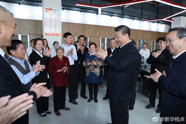 习近平考察武汉：科技攻关要摒弃幻想靠自己