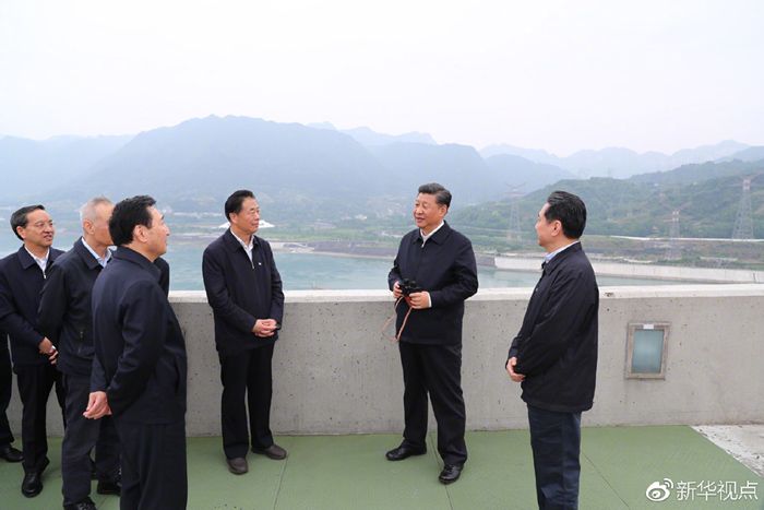 习近平考察三峡工程：大国重器必须掌握在我们自己手里