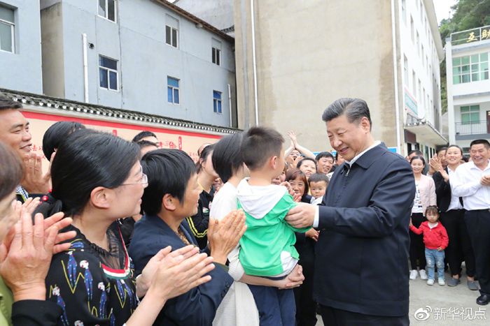 习近平考察三峡工程：大国重器必须掌握在我们自己手里
