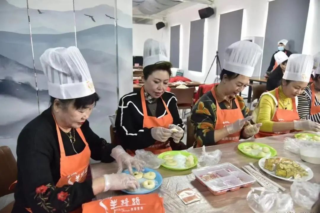 【秦皇岛“微改革·微创新”优秀案例汇展】市妇联：“港城福嫂驿站”推动巾帼家政服务提质扩容协同发展